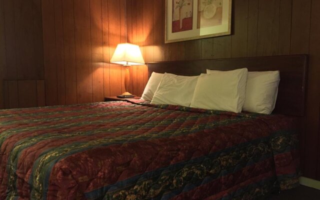 Town Motel