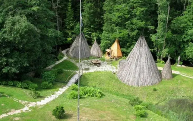 Raudsilla Entertainment Complex