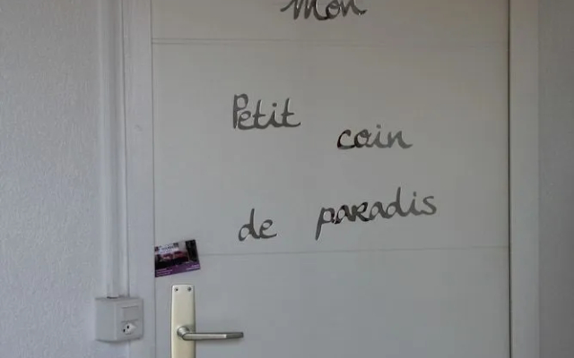 chez moumie