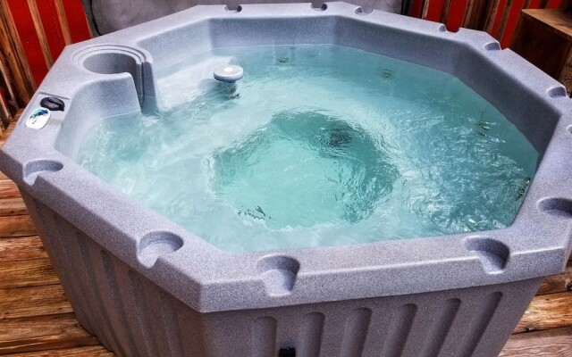 Holly Hill-Ocoee River Cabin Rental