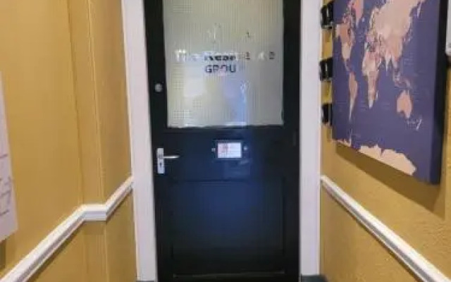 The Residence - NO 8