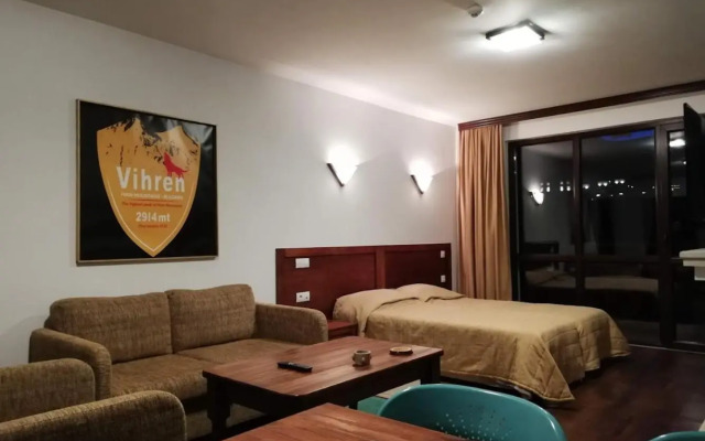 BANSKO WINSLOW INFINITY - Studio