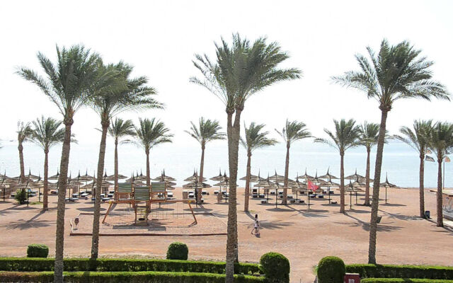 Sea Beach Aqua Park Resort