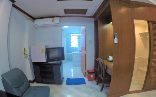 Break Point Hotel