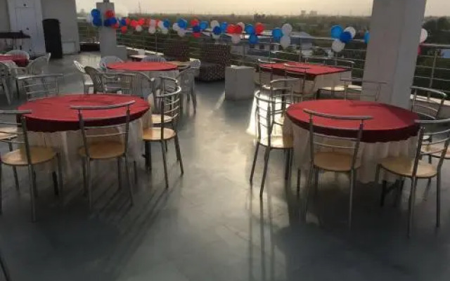 Hotel Sky Inn by OYO Rooms