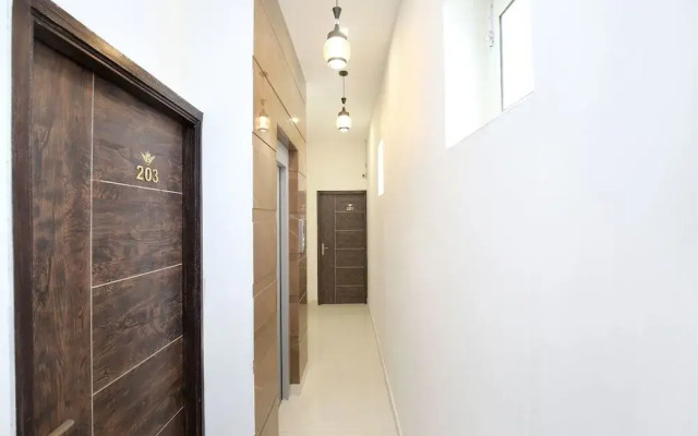 Oyo 18319 Hotel Boss