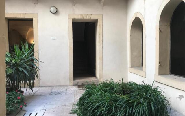 Palazzo Della Torre Room