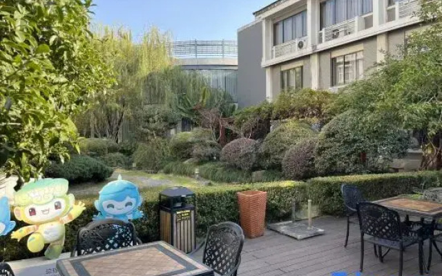 Lvyuan Hotel (Hangzhou Xiaoshan Higher Education Park)