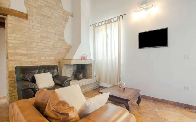 Scenic Apartment in Ascoli Piceno with Hot Tub