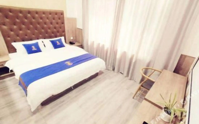Super 8 Hotel (Shenyang Shenliao Road Industrial University)