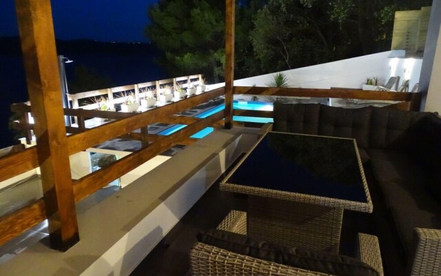 Villa am Meer für 12 Personen mit Pool