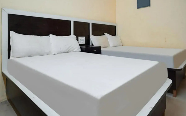 Oyo Flagship 805122 Hotel Garuda Inn