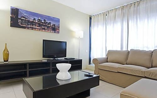 Rent4days Sants Apartments