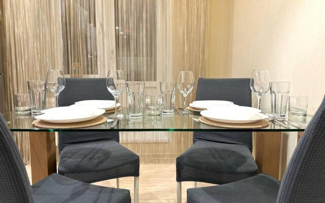 Rental Family Rooms (Рентал Фэмили Румс) на Олимпийском бульваре 12