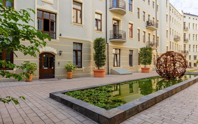 Studio Piotrkowska 37 by Renters
