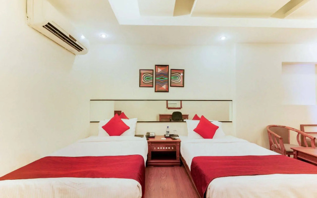 Zo Rooms Lakdi Ka Pool