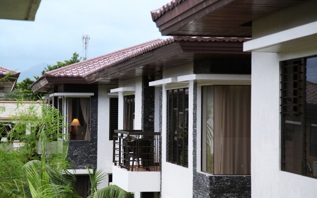 Hassaram Courtyard