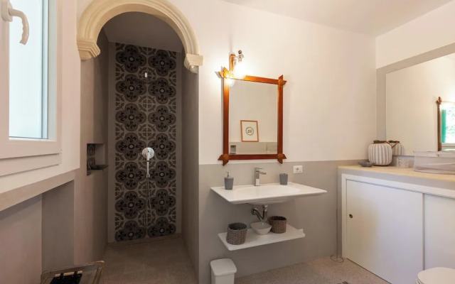 Villa Giorgisa Casale pool sea view