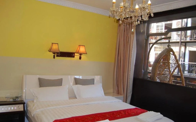 Yangshuo Xijie Woju Inn