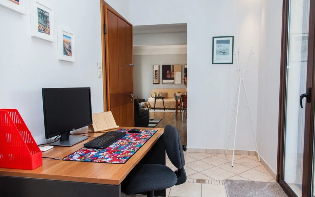 Gorgeous apartment in Piraeus