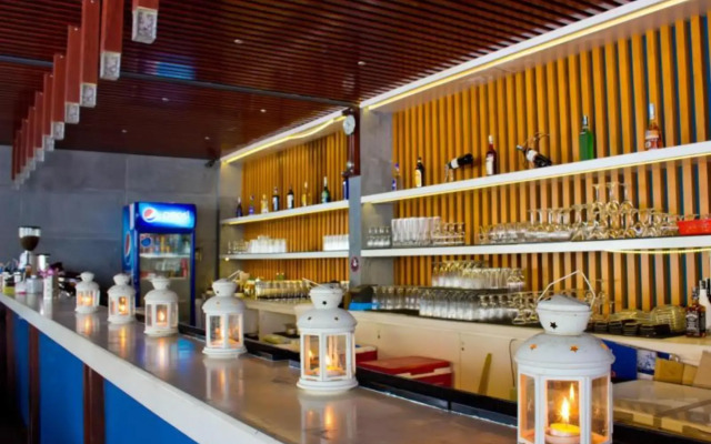 International Hotel