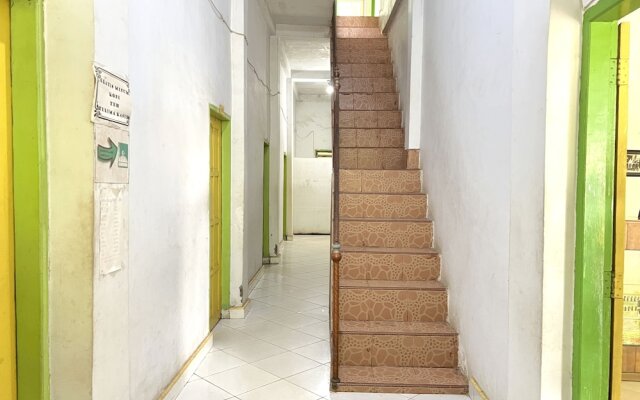 OYO 93074 Wisma Aliyah Near Sidrap