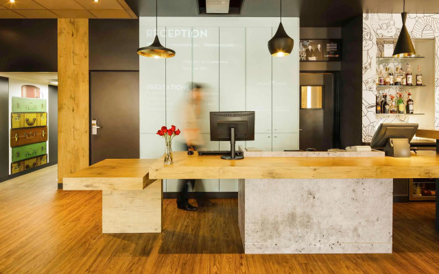 ibis Versailles Château