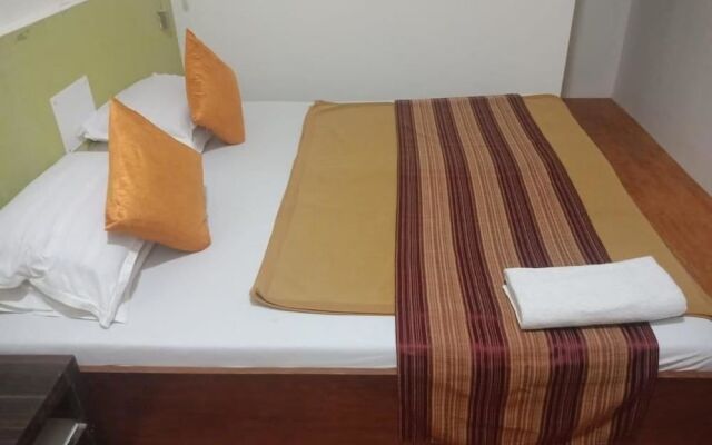 Hotel Shubham Vile Parle