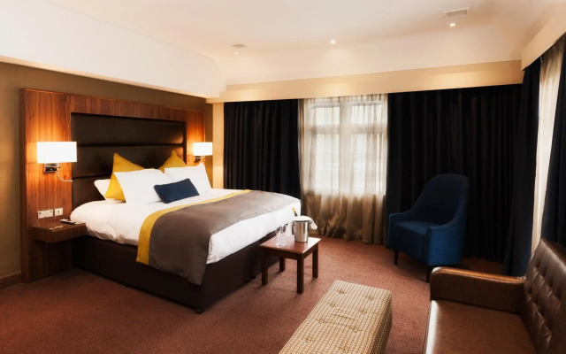 Frensham Pond Country House Hotel & Spa
