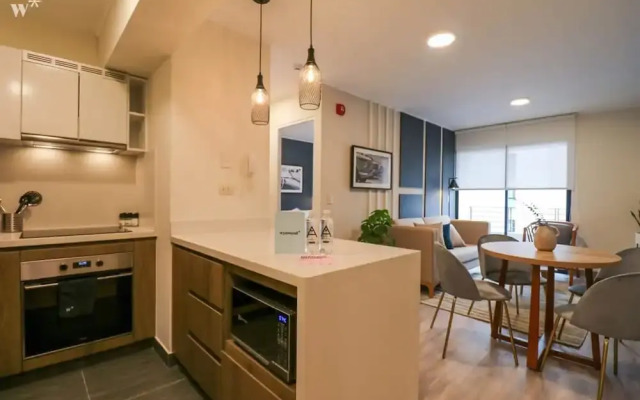 w Dreamy 1BR in San Isidro
