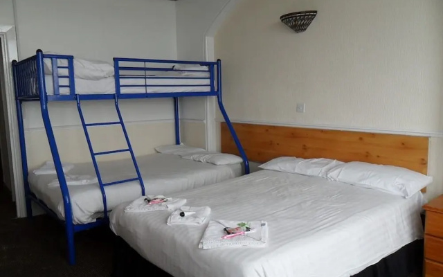 Anzy Panzy Hotel and Apartments