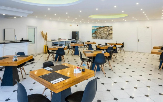 Smy Mediterranean White Santorini Adults Only