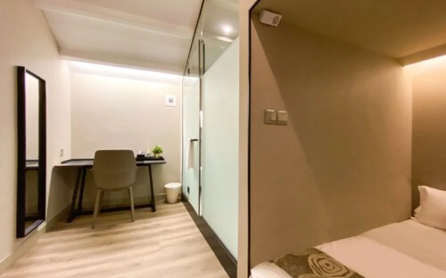 ST Signature Jalan Besar, SHORT OVERNIGHT, 8 hours: 11:59PM-8AM