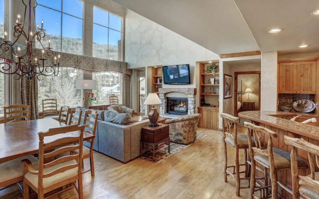 Elkhorn Lodge
