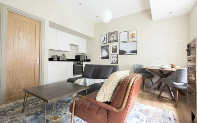 The Soho Loft - Elegant Modern 1bdr in Soho
