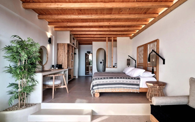 Mythic Paros