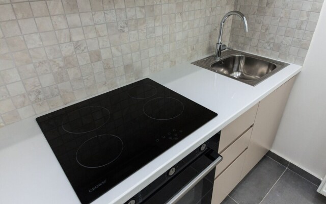 Stylish New Paradise for 2 in Marousi