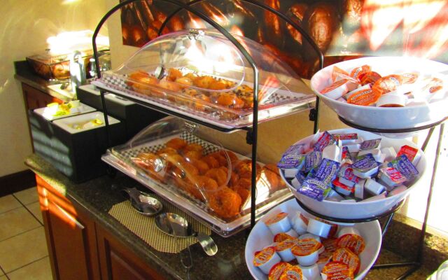 Staybridge Suites Rochester University by IHG