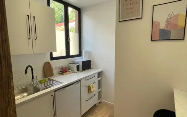 Magnifique Studio Cosy avec Terrasse en Centre-Ville