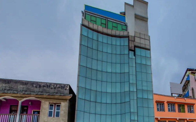 OYO 4843 Hotel City Palace