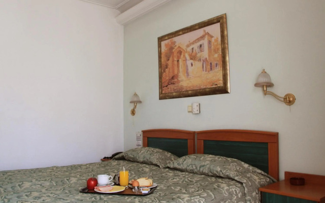 Hotel Platon