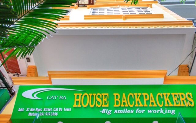 Catba House Backpackers - Hostel