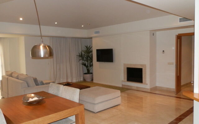 Mimosas Suites Banus