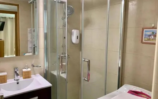 Loft on Marbella Promenade - Skol