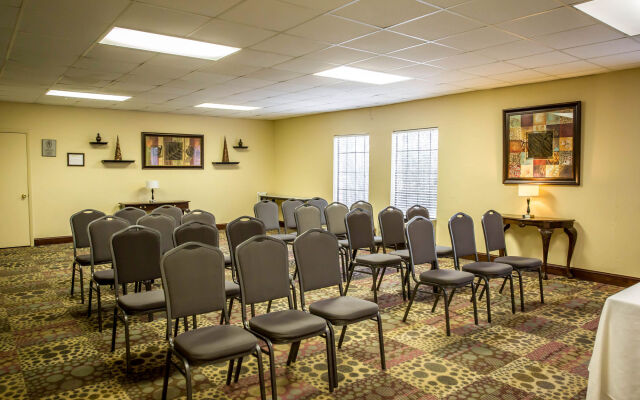Comfort Suites near Camp Lejeune