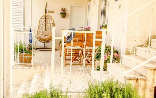 Suite by the beach