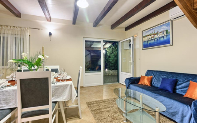 Holiday House Reca Okrug Gornji. Island Ciovo
