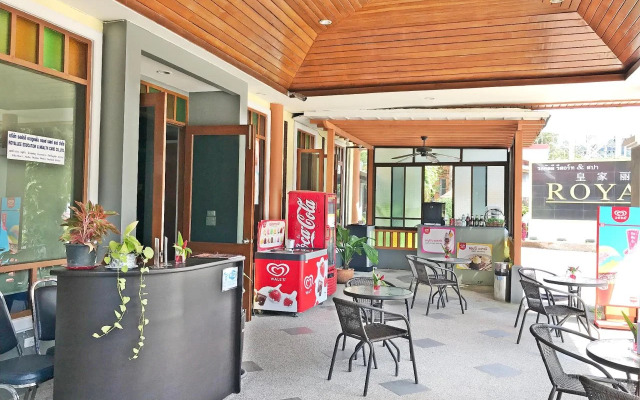Royal Lee Resort & Spa