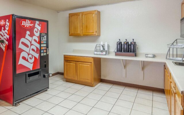 Motel 6 Brighton CO Denver Northeast