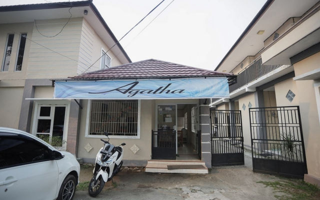 RedDoorz near Bundaran Kecil Palangkaraya